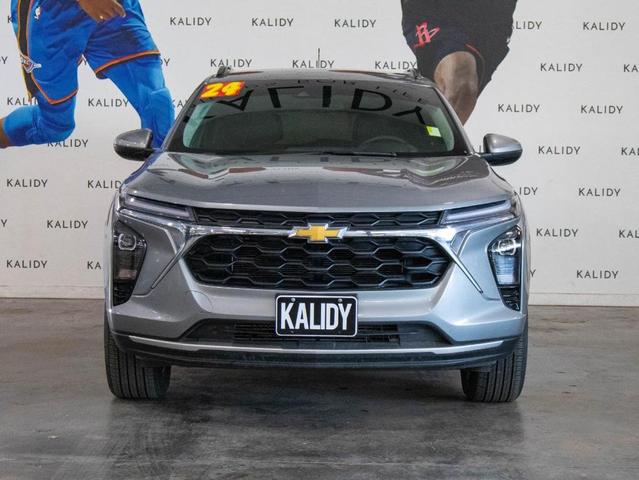 Photo of 2024 Sterling Gray Metallic Chevrolet Trax