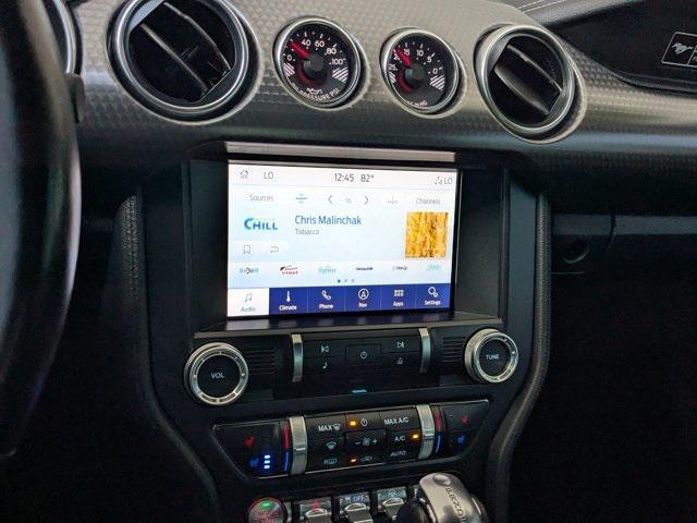 Photo of 2020 Oxford White Ford Mustang