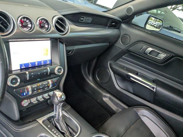 Photo of 2020 Oxford White Ford Mustang