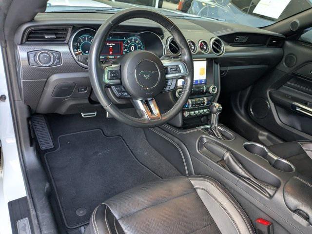 Photo of 2020 Oxford White Ford Mustang