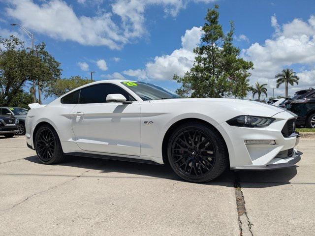 Photo of 2020 Oxford White Ford Mustang