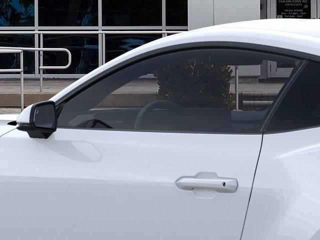 Photo of 2025 Oxford White Ford Mustang