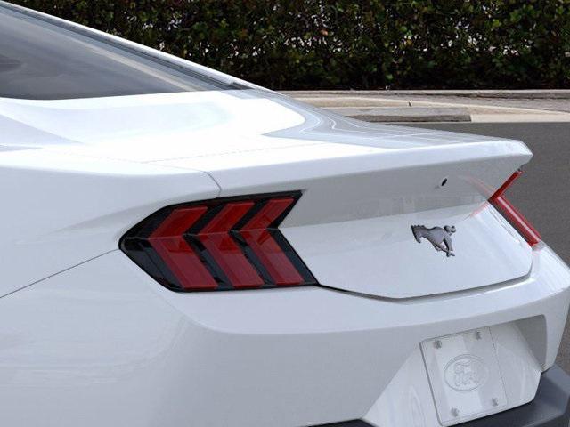 Photo of 2025 Oxford White Ford Mustang