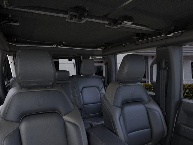 Photo of 2025 Oxford White Ford Bronco