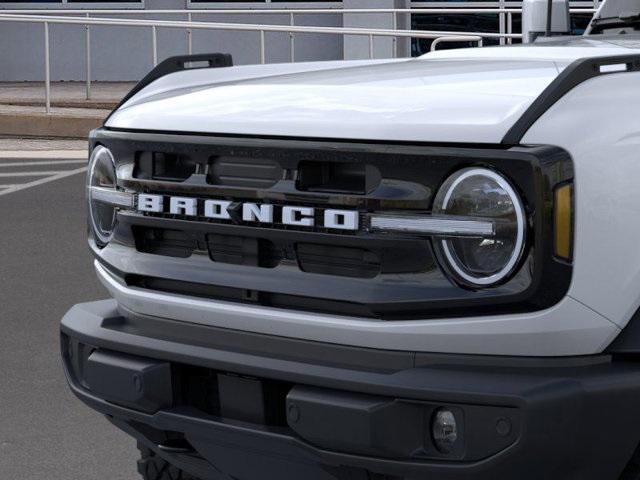 Photo of 2025 Oxford White Ford Bronco