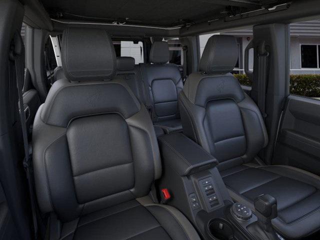 Photo of 2025 Oxford White Ford Bronco