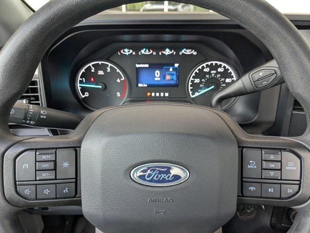 Photo of 2023 Oxford White Ford F-350