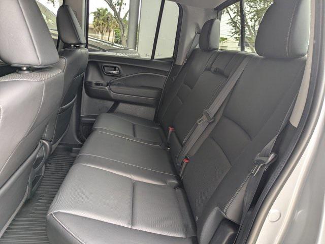 Photo of 2023 Lunar Silver Metallic Honda Ridgeline