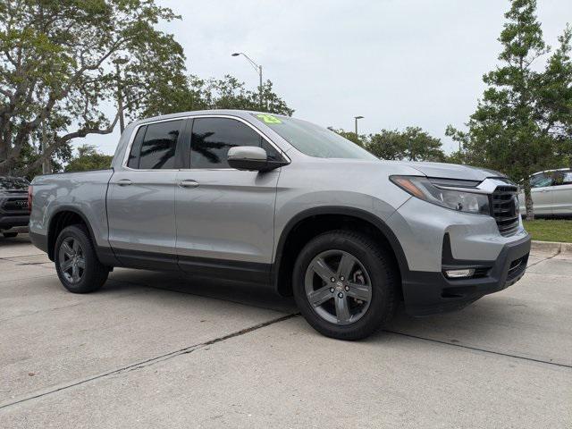 Photo of 2023 Lunar Silver Metallic Honda Ridgeline