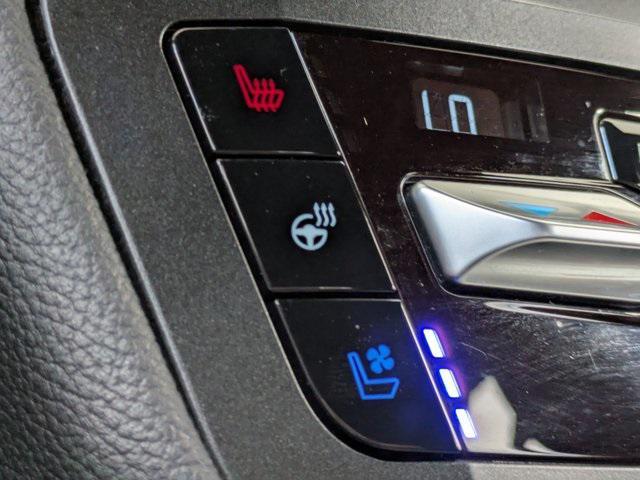 Photo of 2020 Star White Metallic Tri-Coat Ford Explorer