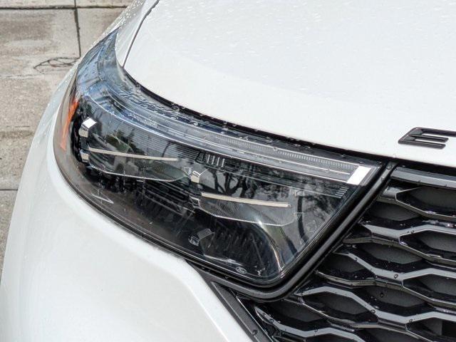Photo of 2020 Star White Metallic Tri-Coat Ford Explorer