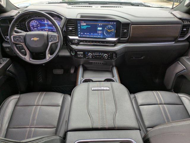 Photo of 2024 Black Chevrolet Silverado 2500