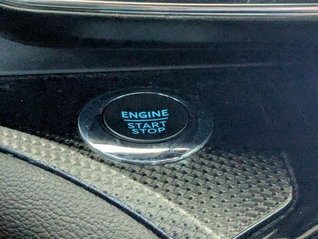 Photo of 2022 Carbonized Gray Metallic Ford Explorer