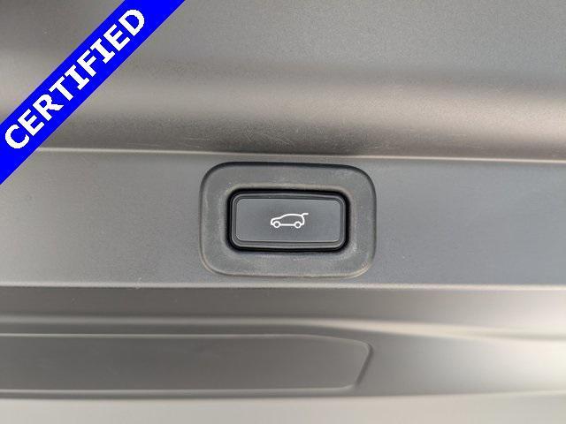 Photo of 2023 Hakuba Silver Metallic Land Rover Range Rover