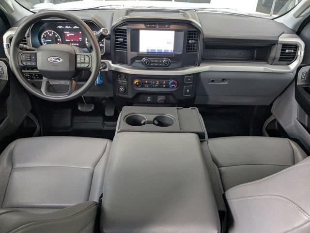 Photo of 2022 Oxford White Ford F-150