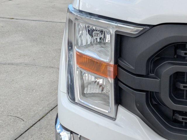 Photo of 2022 Oxford White Ford F-150