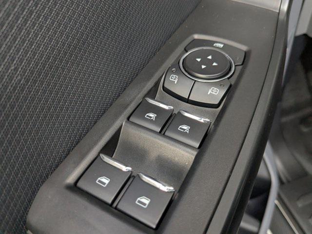Photo of 2022 Oxford White Ford F-150