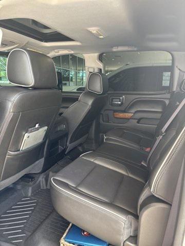 Photo of 2017 Summit White Chevrolet Silverado 2500