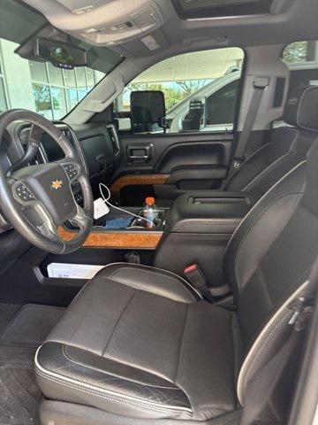 Photo of 2017 Summit White Chevrolet Silverado 2500