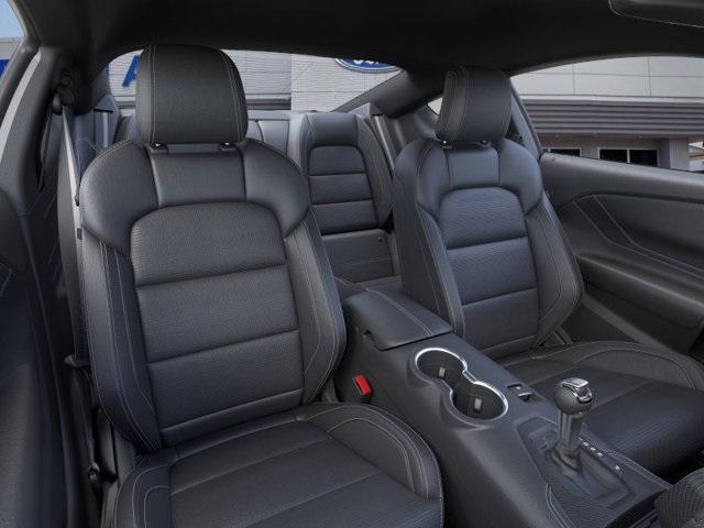 Photo of 2025 Magenta Ford Mustang