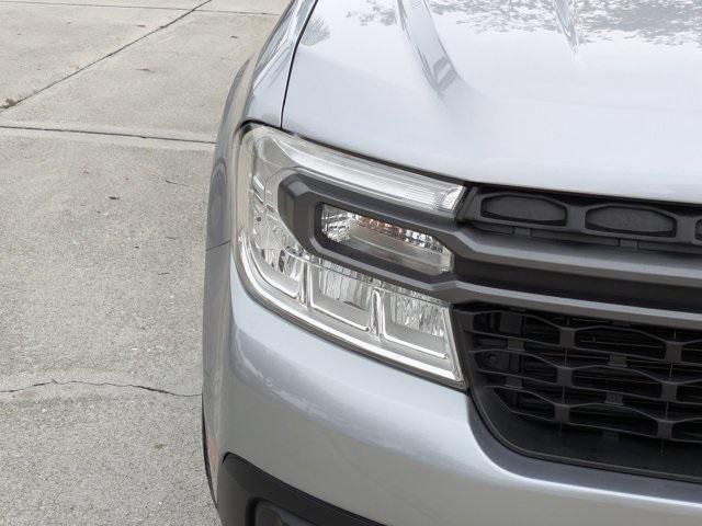 Photo of 2022 Iconic Silver Metallic Ford Maverick