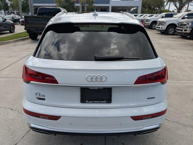 Photo of 2022 Glacier White Metallic Audi Q5