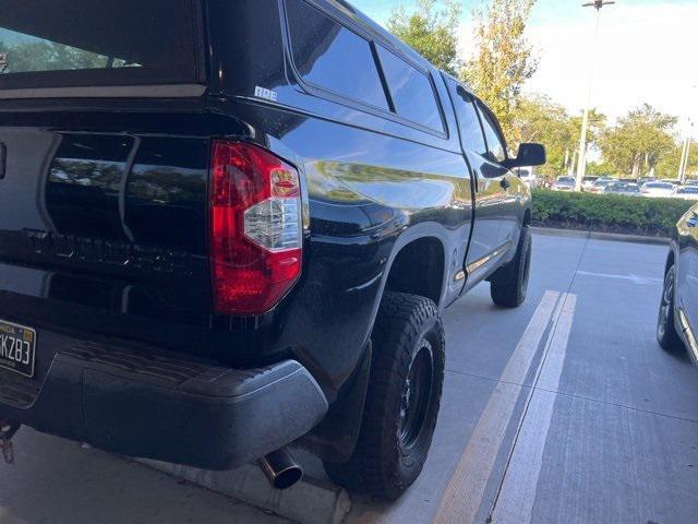 Photo of 2014 Black Toyota Tundra