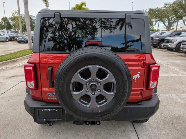 Photo of 2022 Hot Pepper Red Metallic Tinted Clearcoat Ford Bronco