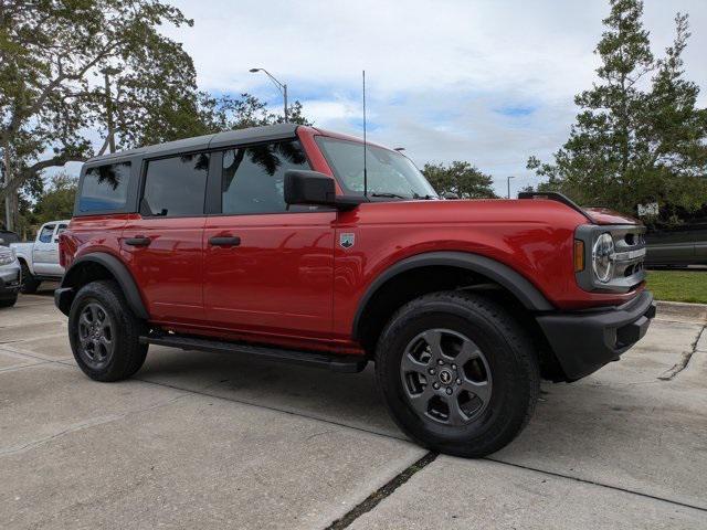 Photo of 2022 Hot Pepper Red Metallic Tinted Clearcoat Ford Bronco