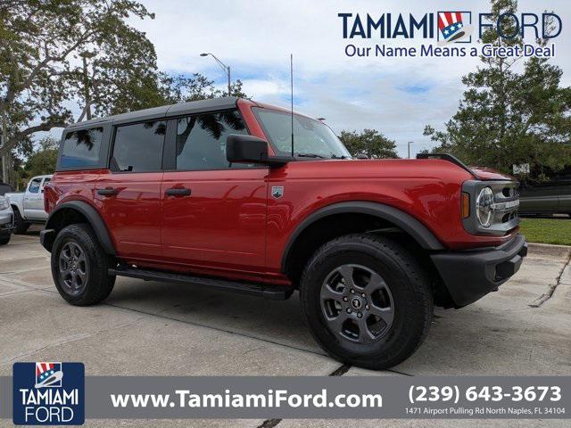 Photo of 2022 Hot Pepper Red Metallic Tinted Clearcoat Ford Bronco