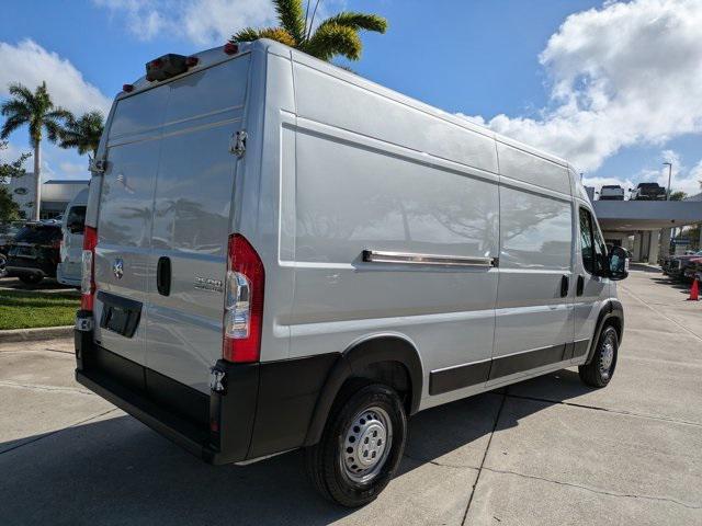 Photo of 2024 Bright Silver Metallic Clearcoat RAM ProMaster 3500
