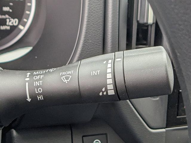 Photo of 2025 Glacier White Nissan Frontier