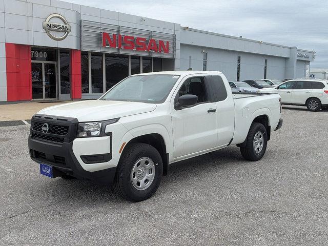 Photo of 2025 Glacier White Nissan Frontier