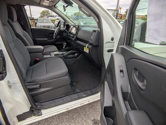 Photo of 2025 Glacier White Nissan Frontier