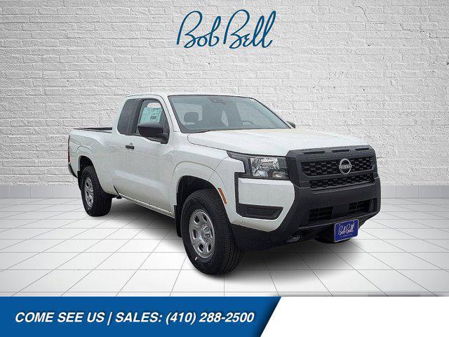 Photo of 2025 Glacier White Nissan Frontier