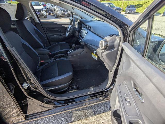 Photo of 2025 Super Black Nissan Versa