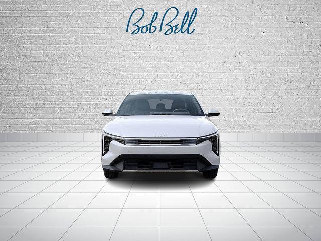 Photo of 2025 Snow White Pearl Kia K4