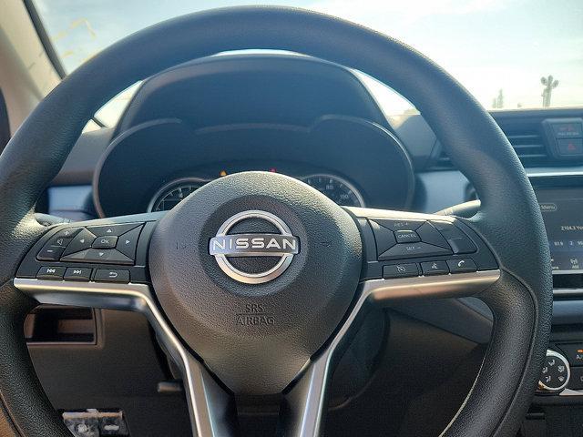 Photo of 2025 Gray Sky Pearl Nissan Versa