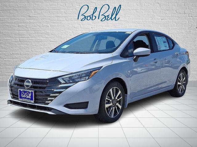 Photo of 2025 Gray Sky Pearl Nissan Versa