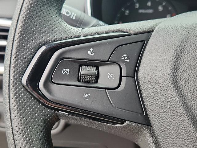 Photo of 2023 Summit White Chevrolet Trailblazer