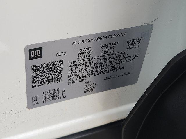 Photo of 2023 Summit White Chevrolet Trailblazer