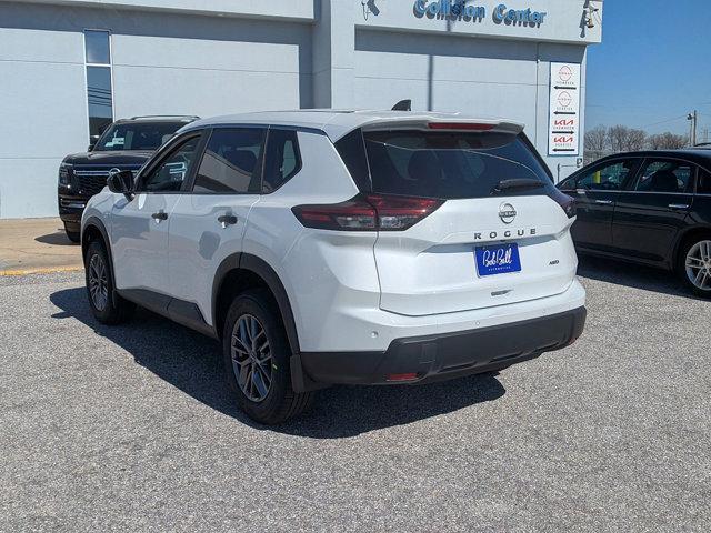 Photo of 2025 Everest White Pearl Nissan Rogue
