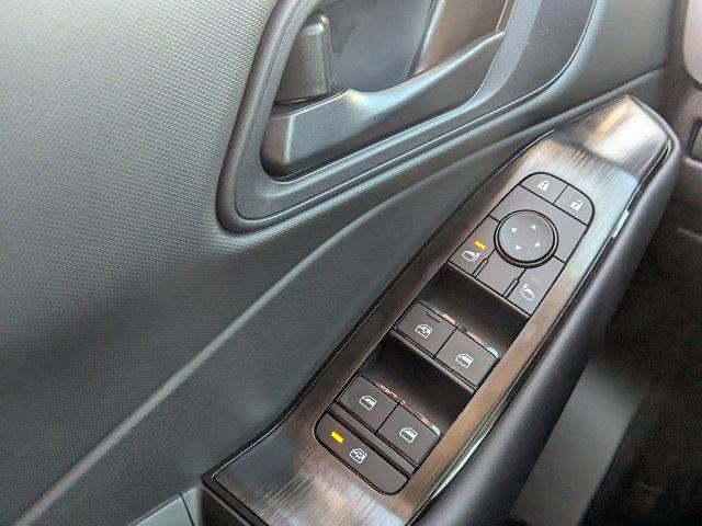 Photo of 2025 Everest White Pearl Nissan Rogue