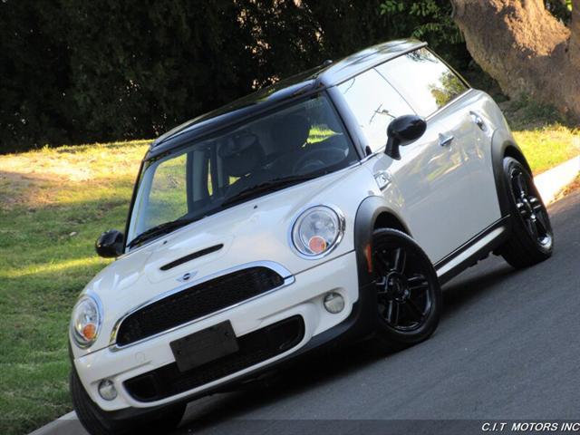 2012 MINI Cooper S