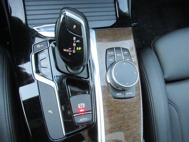 Photo of 2019 Jet Black BMW X3