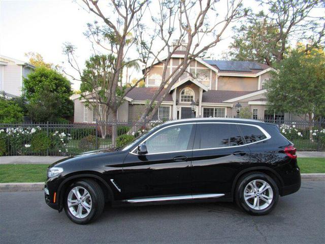 Photo of 2019 Jet Black BMW X3