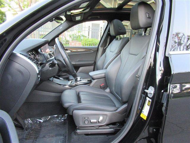 Photo of 2019 Jet Black BMW X3