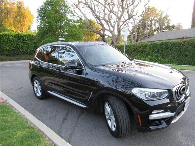 Photo of 2019 Jet Black BMW X3