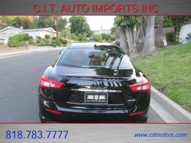 Photo of 2018 Nero Maserati Ghibli