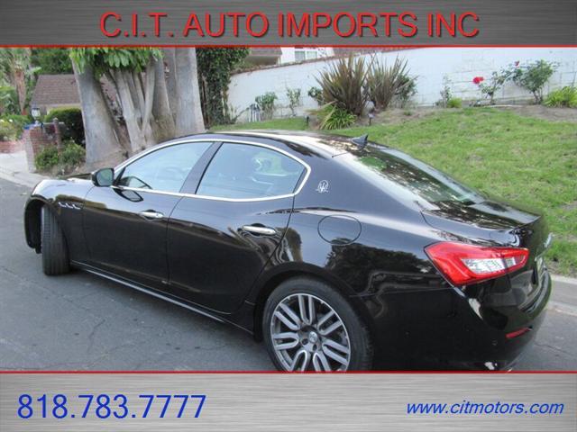 Photo of 2018 Nero Maserati Ghibli